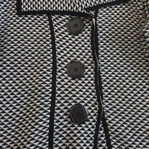 Sioni Women's Size Large Black & White Wool Blend Knit Artsy Cardigan Jacket - Picture 5 of 14